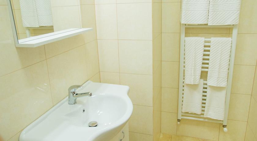Cathedral Apartments Sibiu Phòng bức ảnh