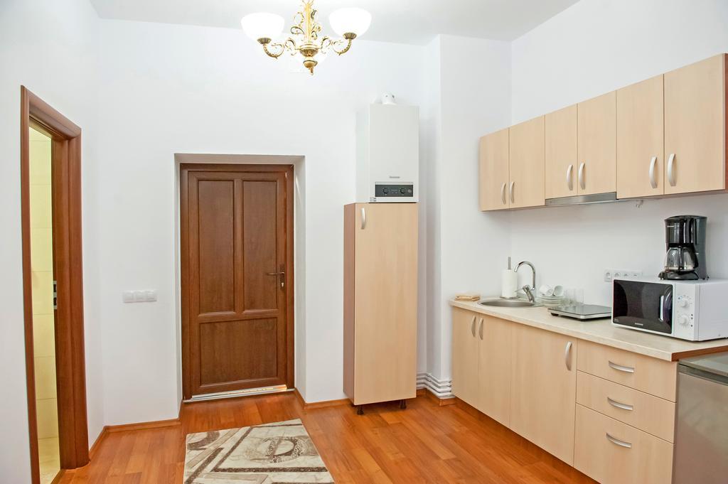 Cathedral Apartments Sibiu Phòng bức ảnh