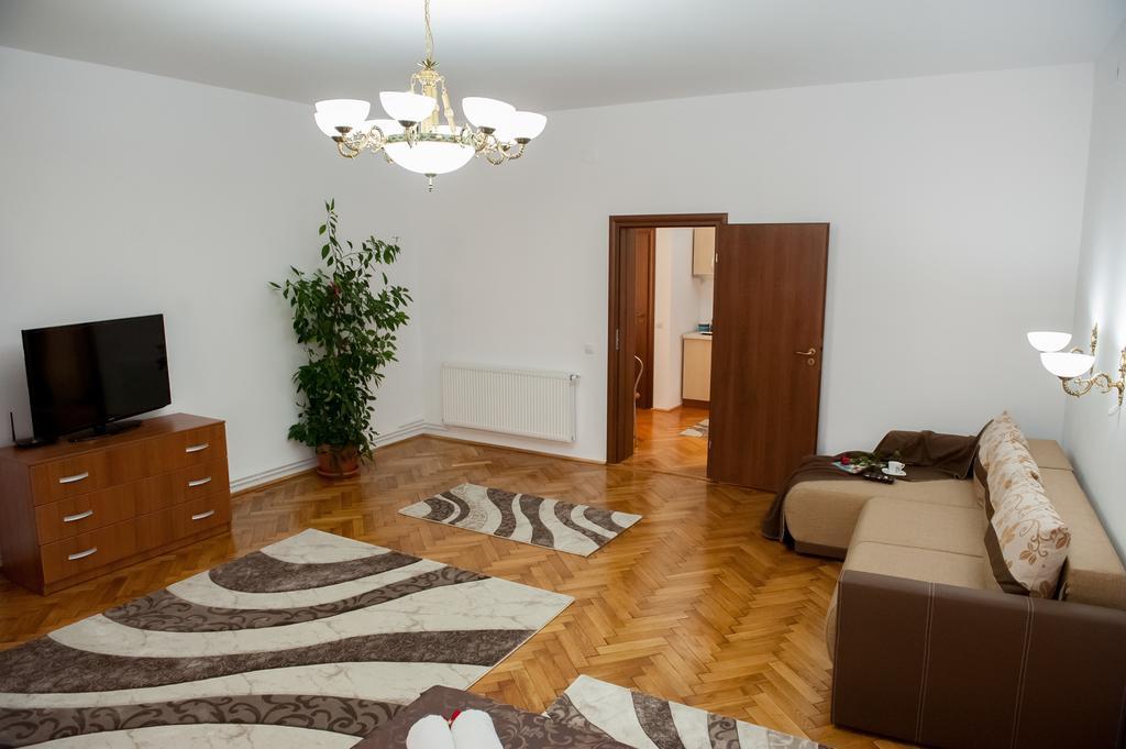 Cathedral Apartments Sibiu Phòng bức ảnh